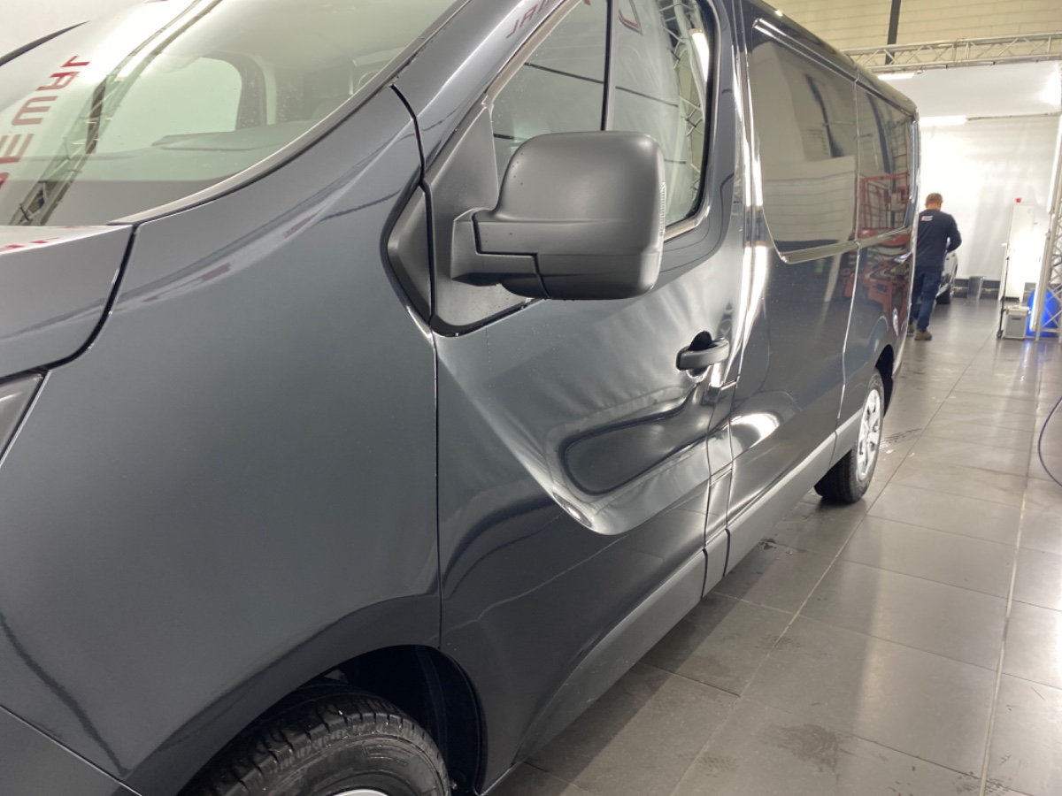 Renault Trafic 2.0 Blue dCi 110 T30 L2H1 Advance | Gris Comete | Trekhaak Rswiel