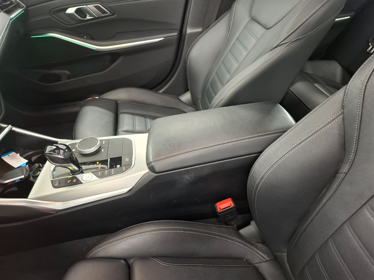 BMW 3-serie 330e High Executive