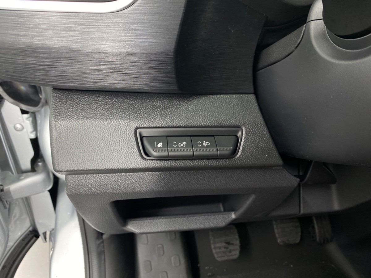 Renault Trafic 2.0 Blue dCi 170 T30 L2H1 Extra LIMITED 2xSD THK GLASL SB NR 64.