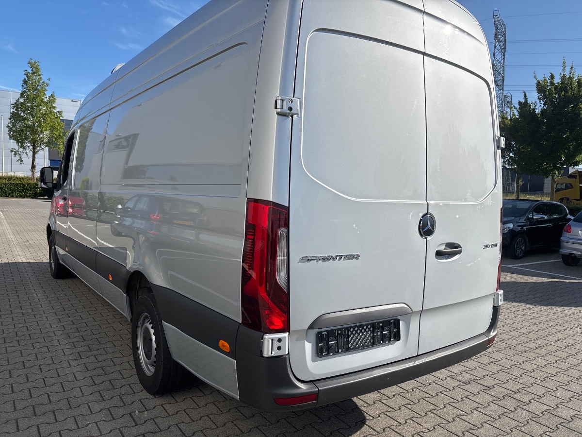 Mercedes-Benz Sprinter 317 CDI L3H2 AUT | Koelwagen Carrier Xarios 300 Carpol | MBUX NAV CC CAM