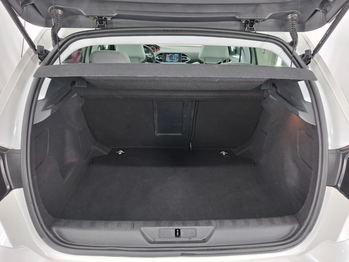 Peugeot 308 1.5 BlueHDi Blue Lease Premium