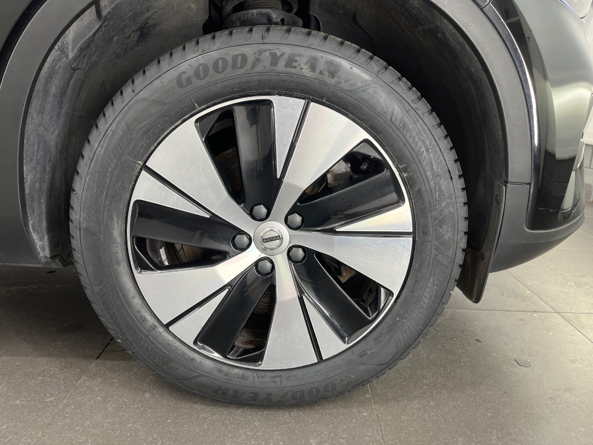 Volvo XC40 T4 RECHARGE PLUG-IN AUTO CORE