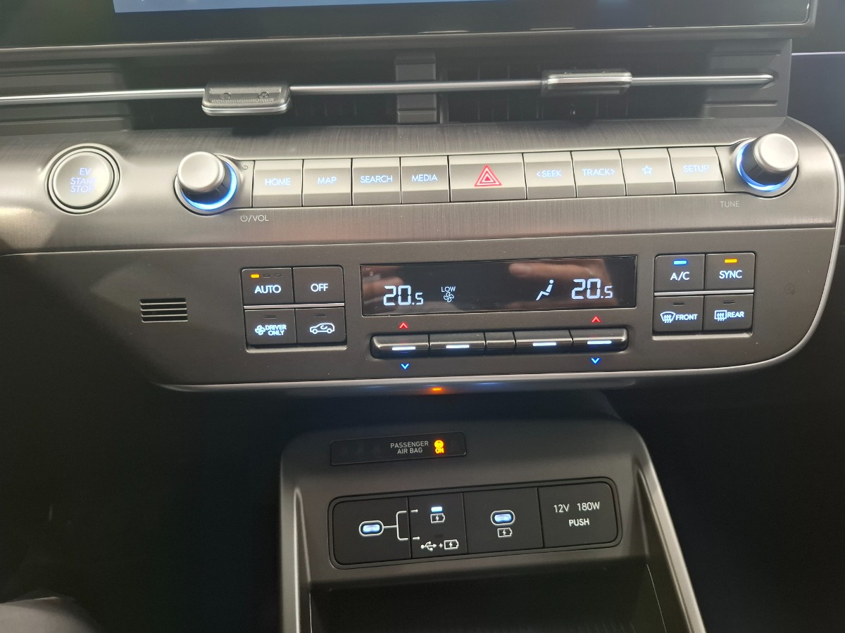 Hyundai Kona Comfort smart TT 65.4 KWH