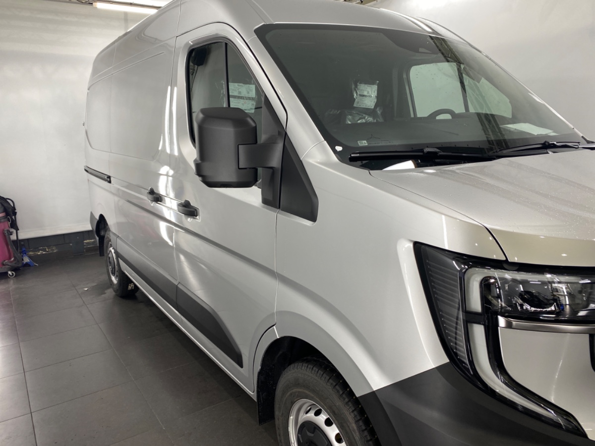 Renault Master L2H2 T35 Blue dCi 130 E06e advance – Gris Etoile