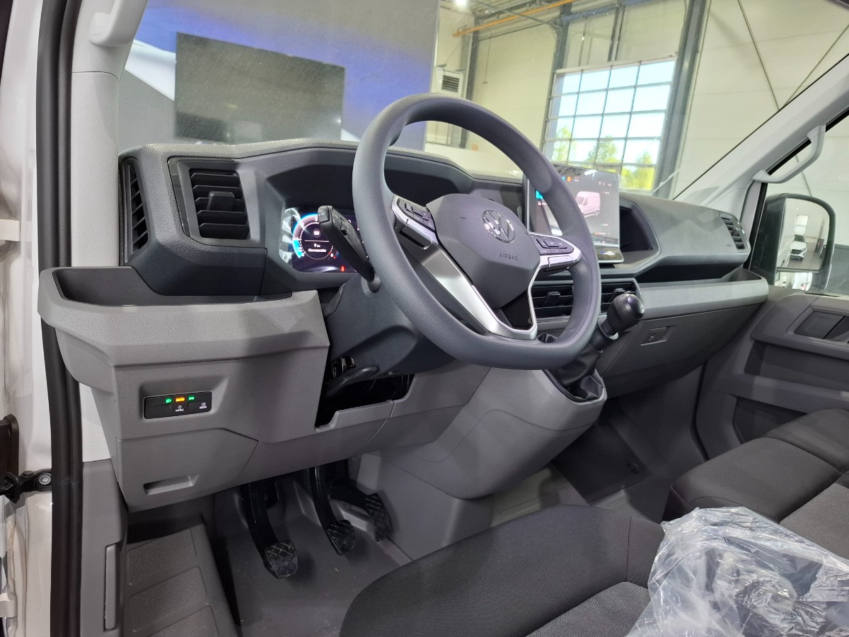 Volkswagen Crafter NW MODEL 2.0 TDI 140PK 35 FWD L3H2 | ComfortPlus Stoel | LED Koplampen | MF-stuur | Camera | Trekh. voorber.