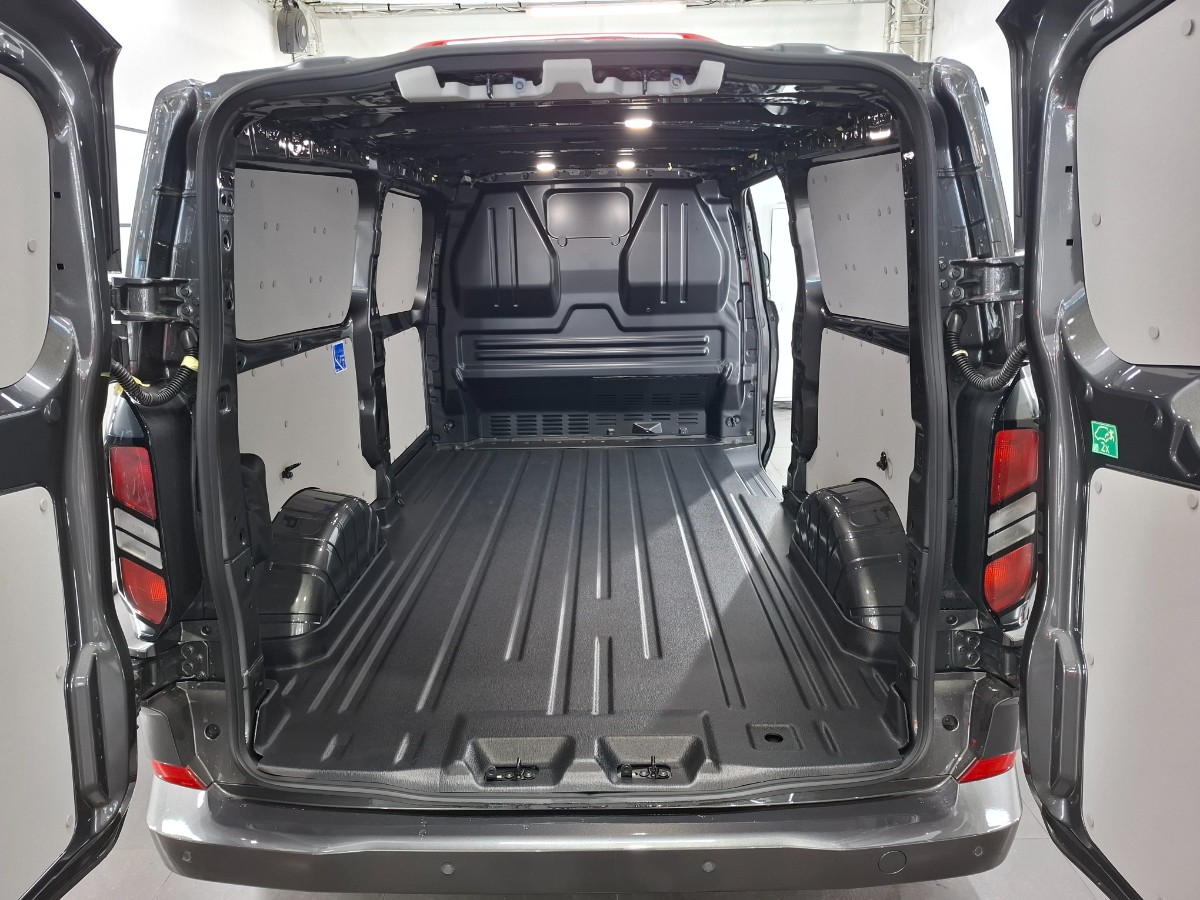 Ford Transit Custom 320 2.0 TDCI L2H1 Limited