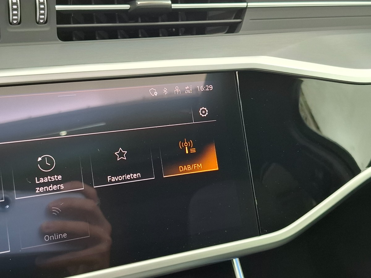 Audi A6 Avant 40 TFSI S edition Competition