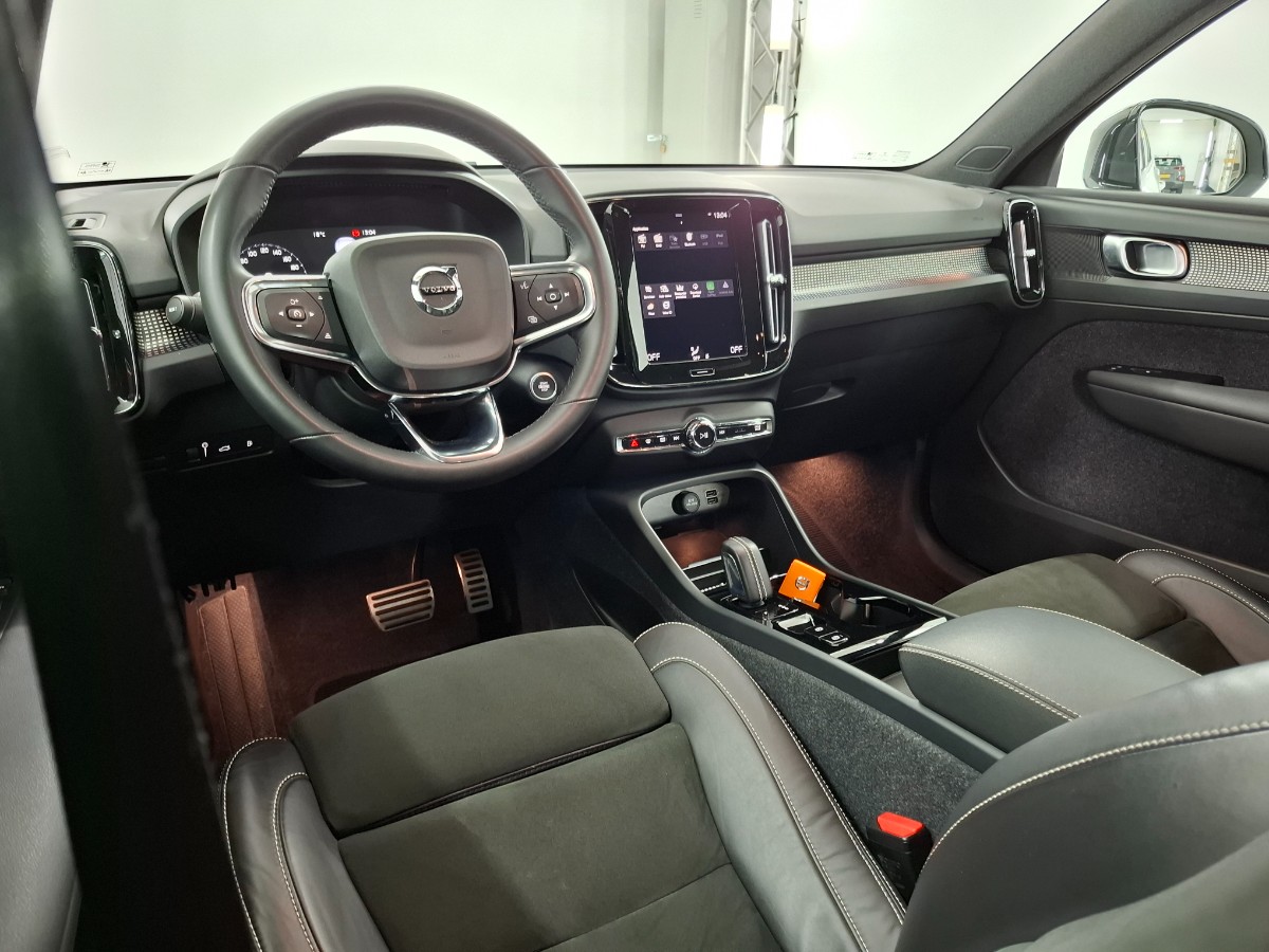 Volvo XC40 1.5 T4 Recharge R-Design