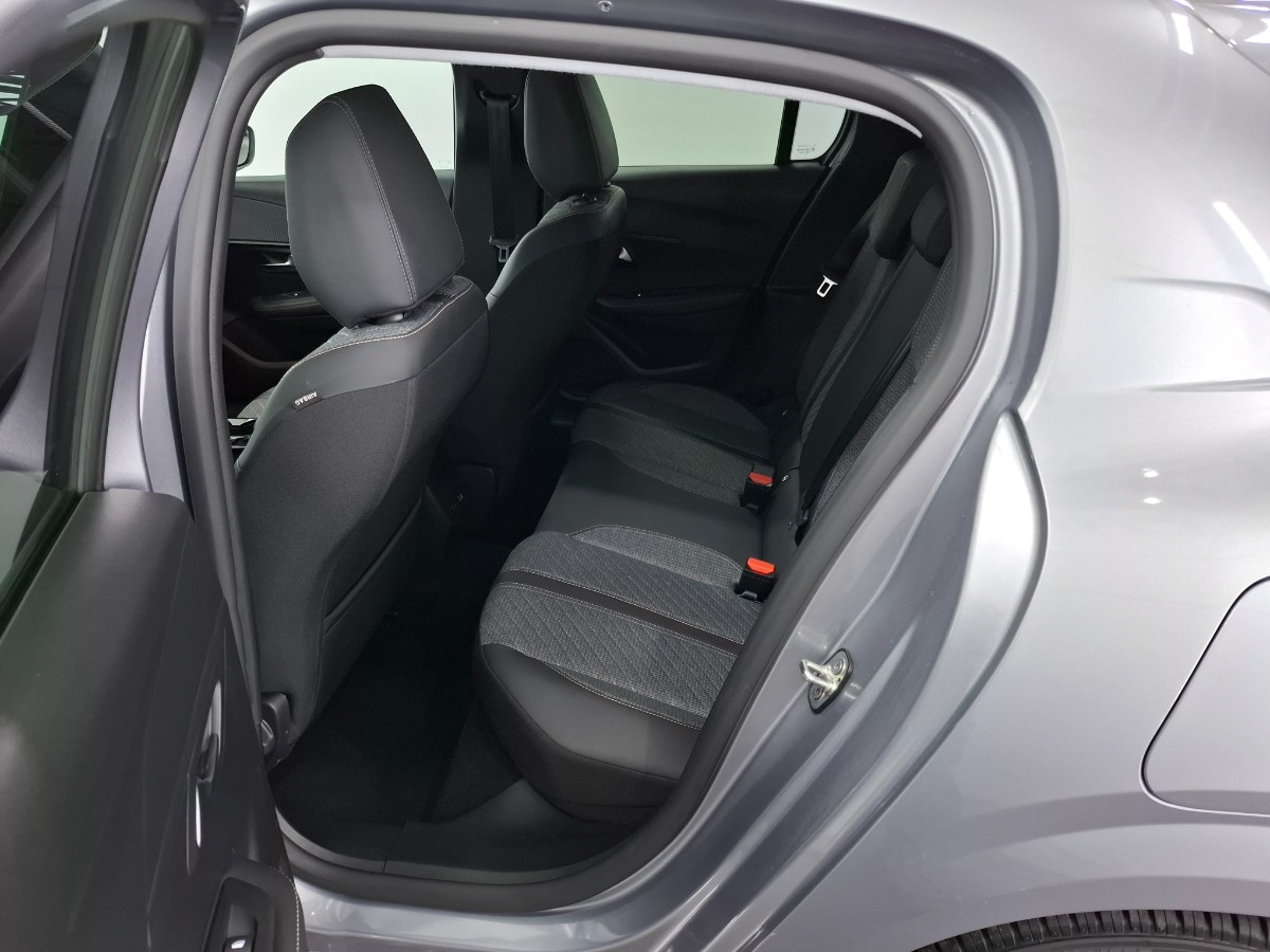 Peugeot 208 Hybrid 100 e-DCS6 Allure Virtual Camera Stoelverwarming