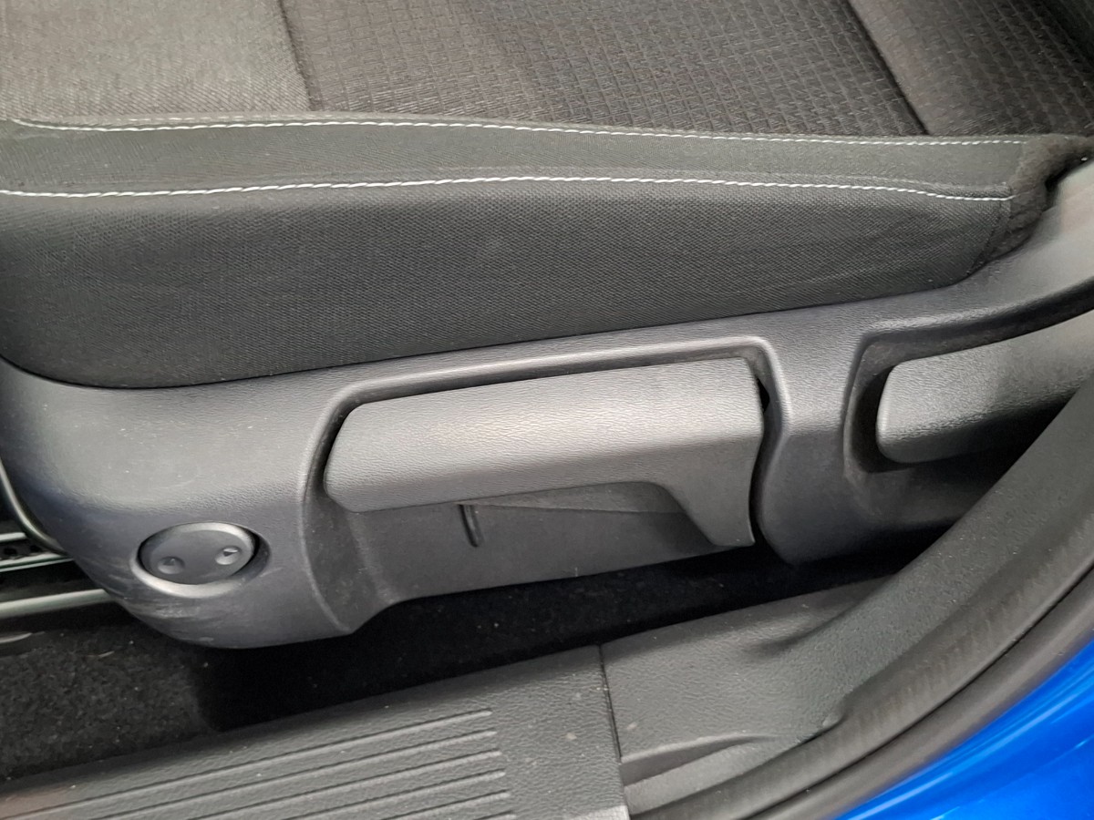 Nissan Qashqai 1.3 MHEV Xtronic Business Premium