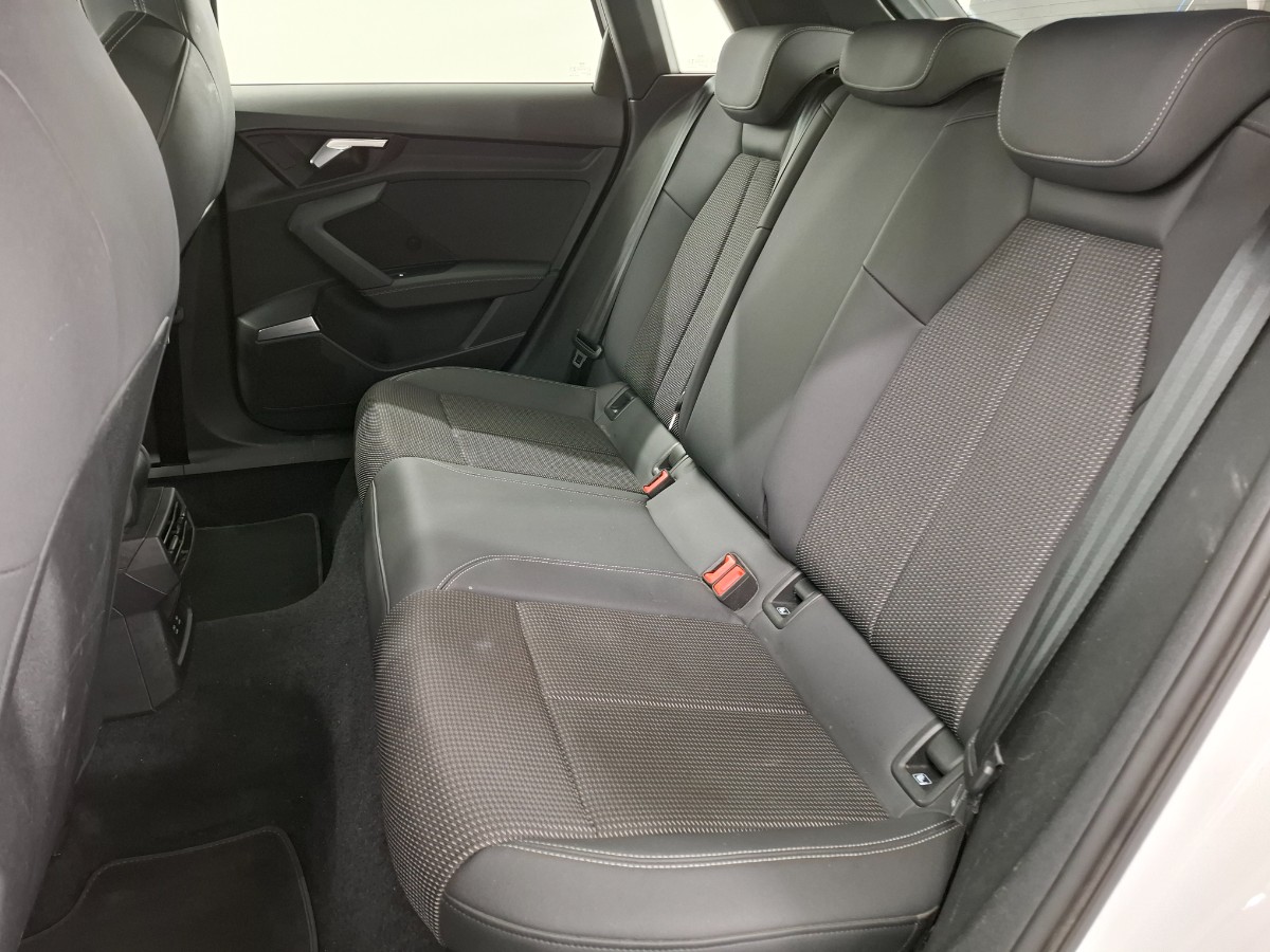 Audi A3 Sportback 40 TFSI e S-line B&O Trekhaak Keyless