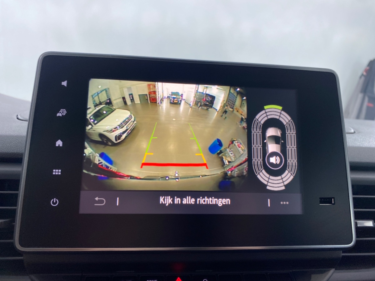 Renault Trafic L2H1 T29 DC dCi 170 EDC Extra – Gris Comete