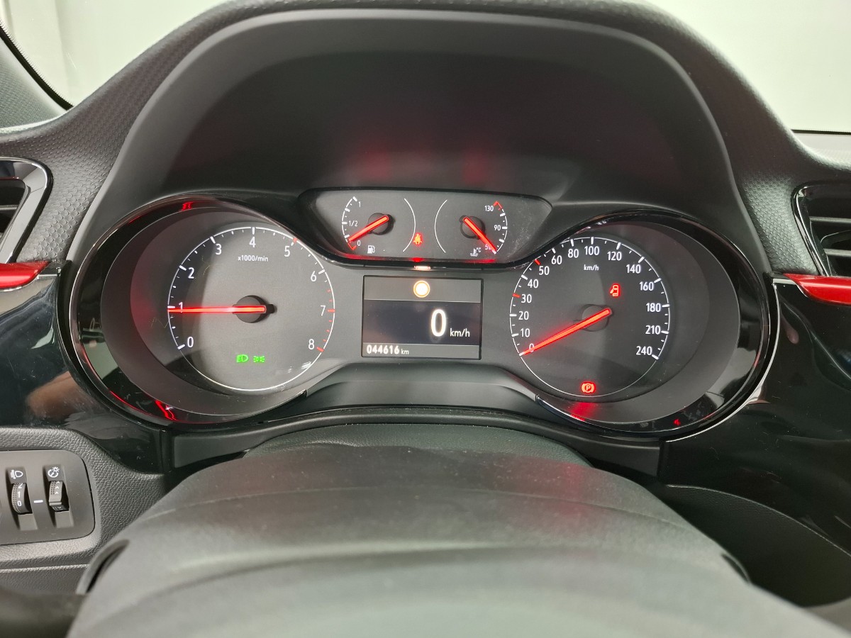 Opel Corsa 1.2 GS Line