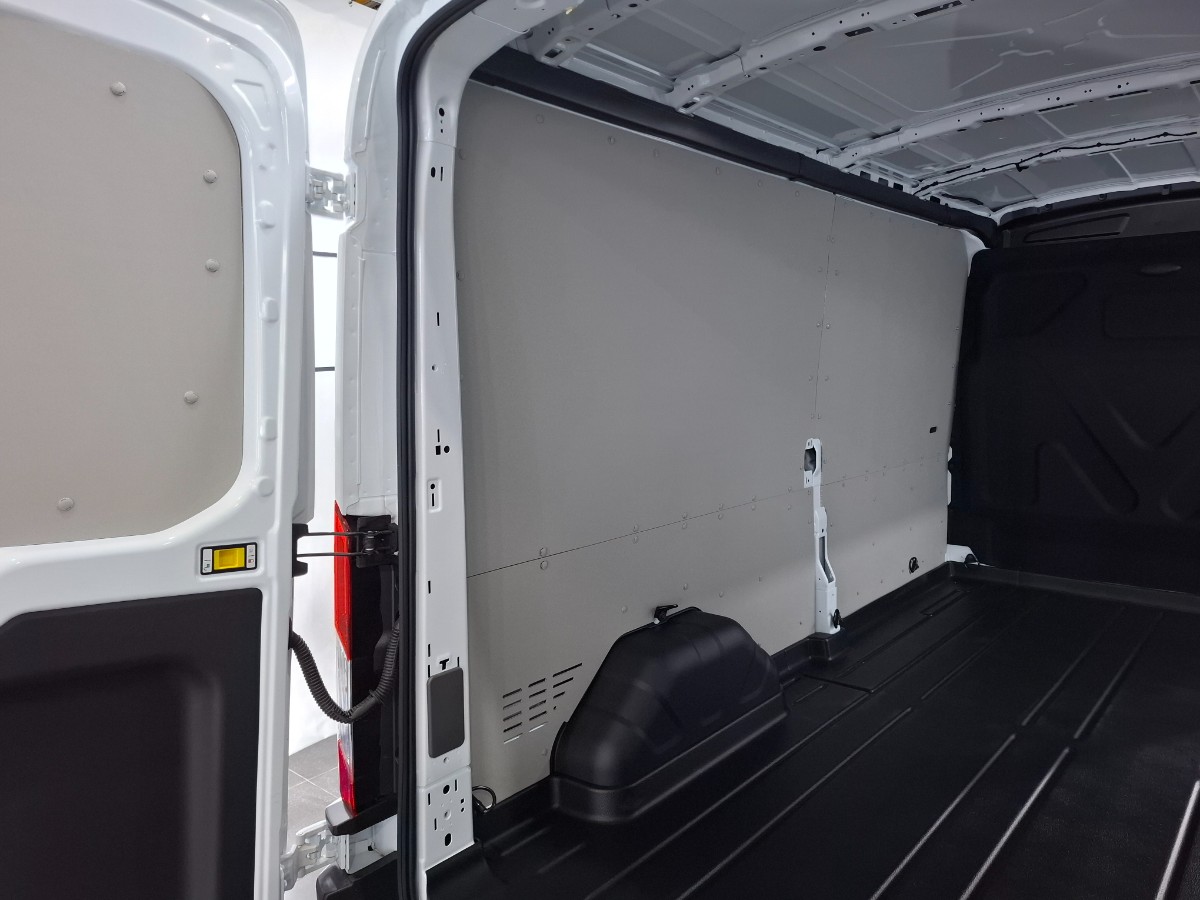 Ford Transit Trend 130PK Automaat | SYNC4 | Trekhaak | Stoelverwarming | Laadruimte pack