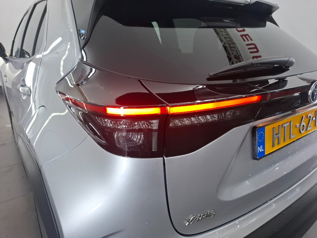 Toyota Yaris Cross 1.5 Hybrid Team D Winterpakket Navi/Smart Pakket