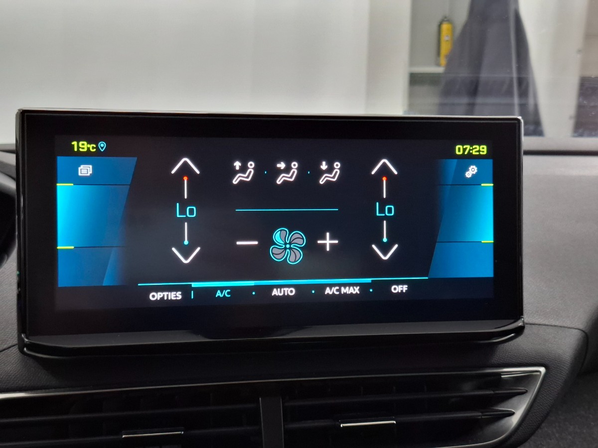 Peugeot 3008 Hybrid 225 Allure Pack 1.6 PlugIn 225PK