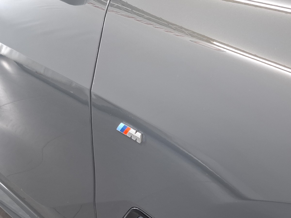 BMW X5 Xdrive 40d | Grijs kenteken | 22″ LMV | Trekhaak elekt. | Pano | HiFi | Soft-close | Innovation | DRAVITGRAU