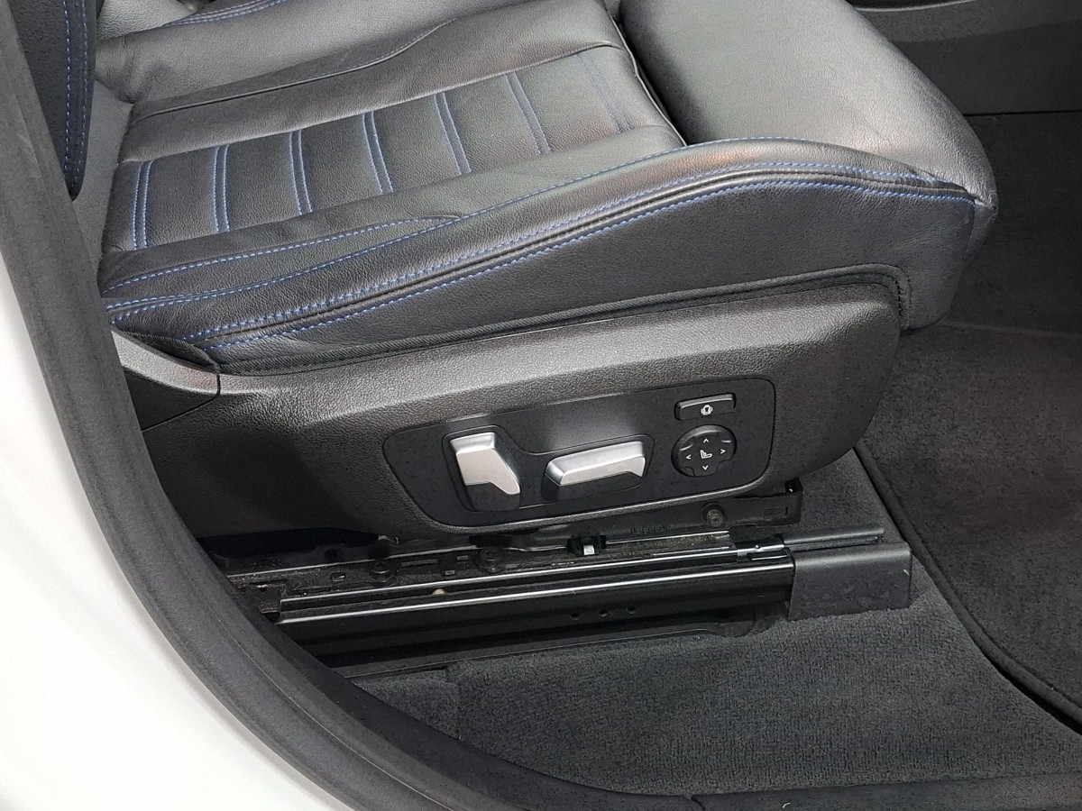 BMW X3 xDrive30e 292PK High Executive M-Sport Pano Schaalstoelen Head-up Harman Kardon