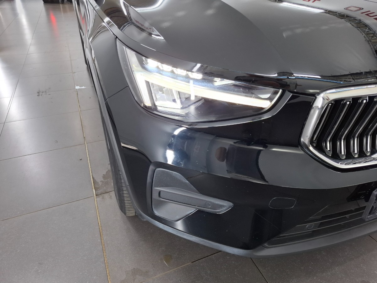 Volvo XC40 1.5 T4 Recharge Core Facelift