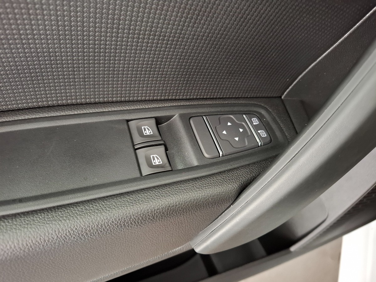 Renault Kangoo E-Tech Advance L2 44 kWh | Allseasons | Parkeerhulp en Navi | Betimmering | NWP 35200,-