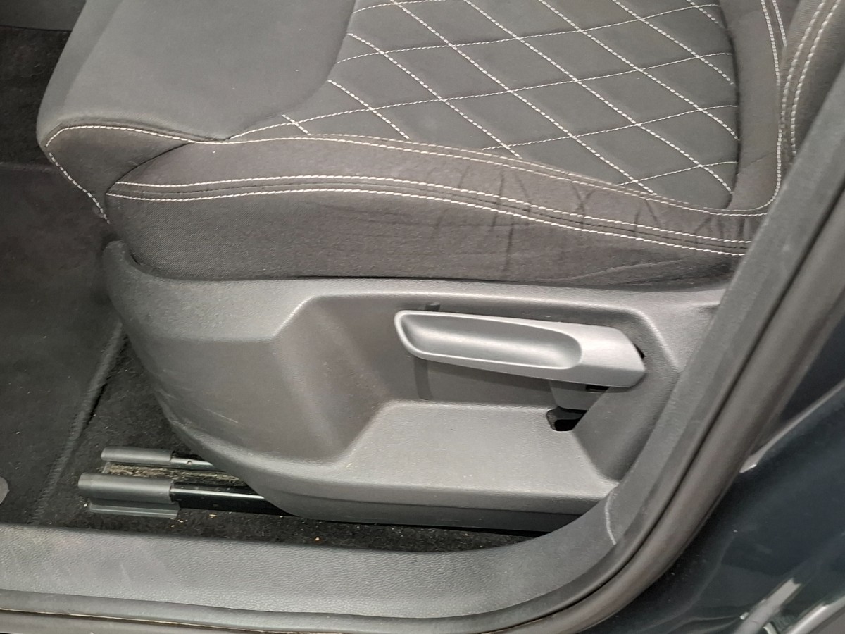Skoda Karoq 1.5 TSI ACT Sportline Business