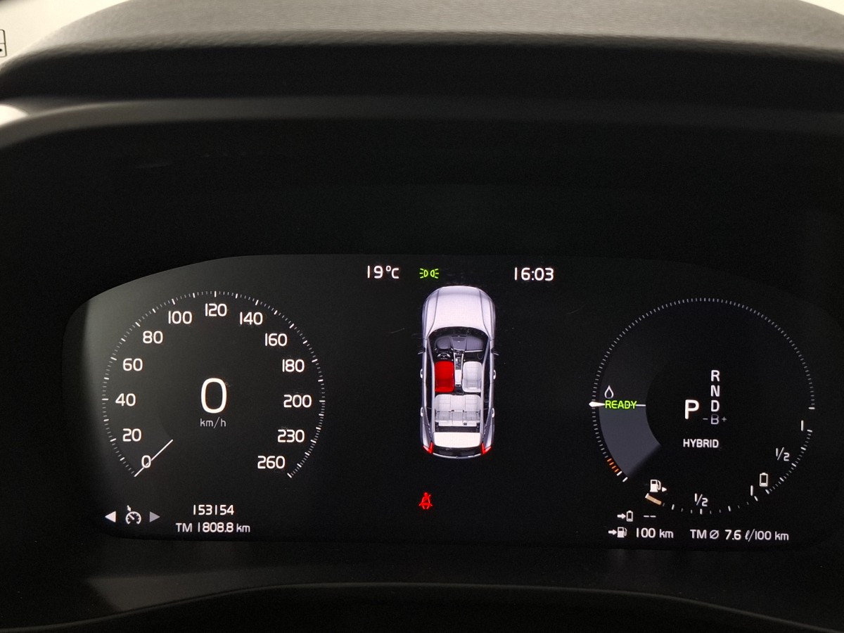 Volvo XC40 T4 Recharge Inscription Expression