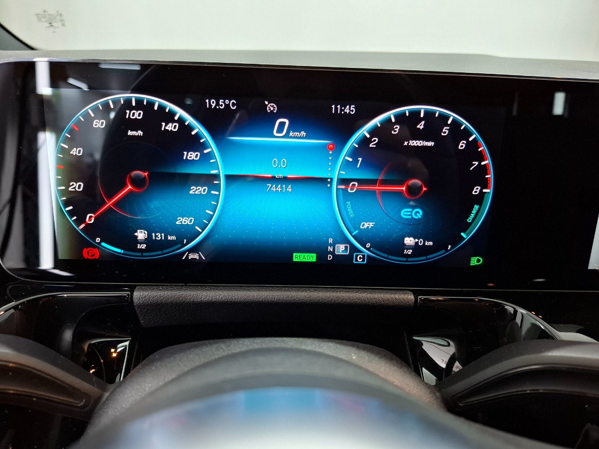 Mercedes-Benz GLA-klasse 250 e Business Solution AMG Sfeerverlichting Trekhaak 360 Cam