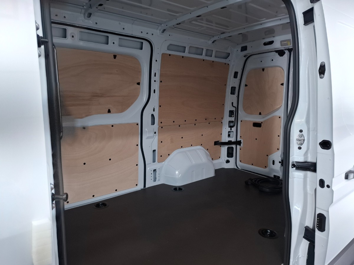 Renault Master GB L2H2 T35 E-Tech 140 pk long range extra