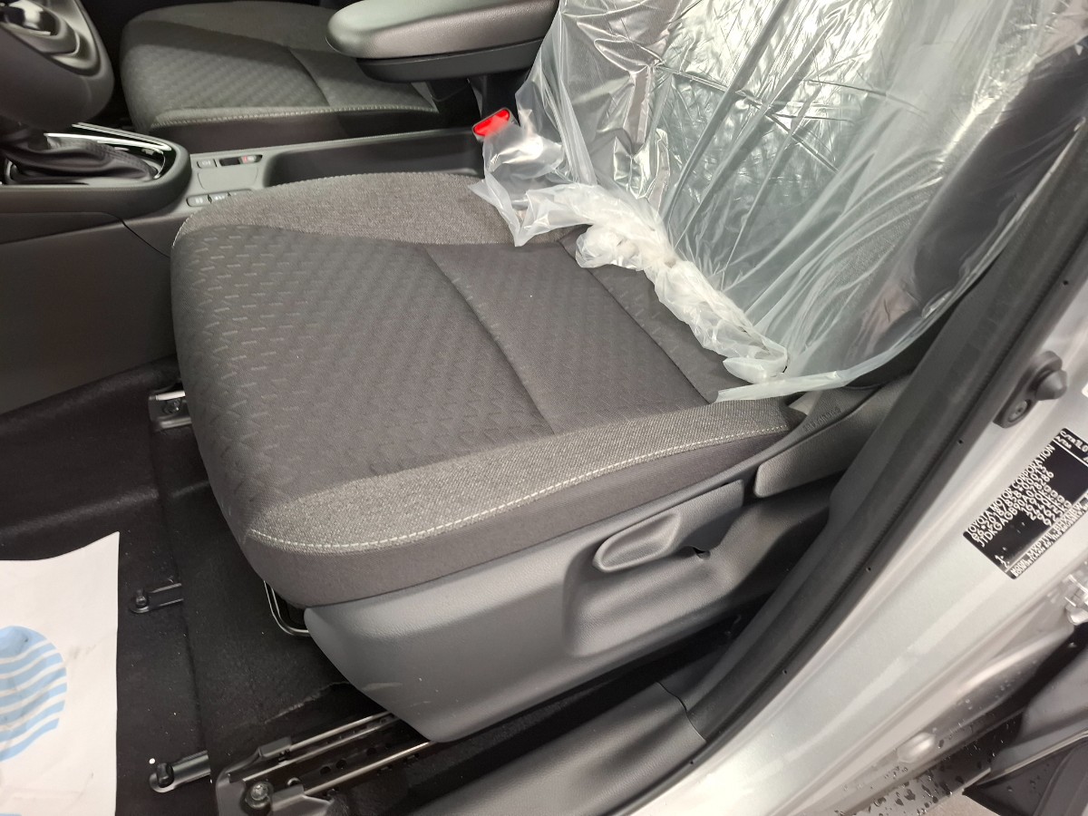 Toyota Yaris Cross 1.5 130PK Hybrid Teamplayer Winterpack Safetypack Navi Adaptief