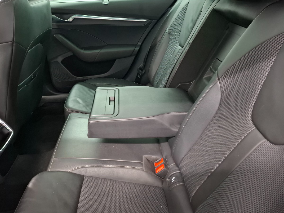 Skoda Octavia Combi 1.4 TSI iV PHEV Business Edition Plus
