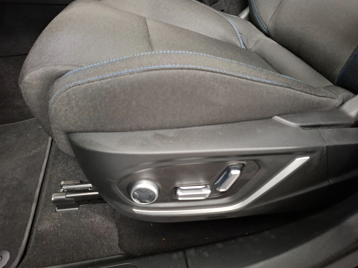 Lynk & CO 01 1.5 PHEV 261CH DCTH