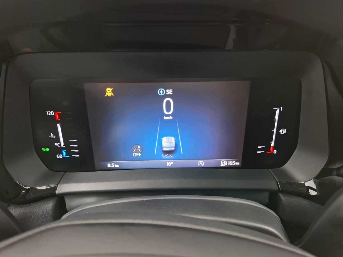 Ford Transit Courier 1.5L ECOBLUE 100PK TREND 16 IN. LICHTMETALEN VELGEN, 10-SPAAK0S , LED LAADRUIMTEVERLICHTING , LED DAGRIJVERLICHTING , PARKING PACK , TREKHAAK BPM VRIJ