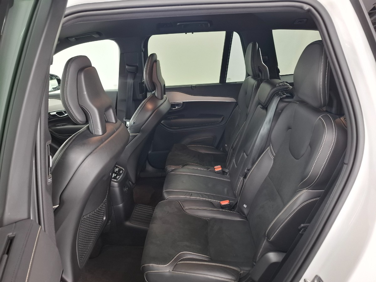Volvo XC90 R-Design Recharge AWD 2.0 T8 Twin Engine 7-zits | Elektr. Haak | Stoelverw. achter | Voorruitverw.