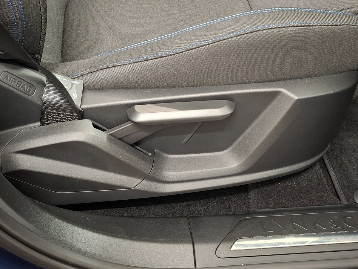 Lynk & CO 01 1.5 PHEV 261CH DCTH