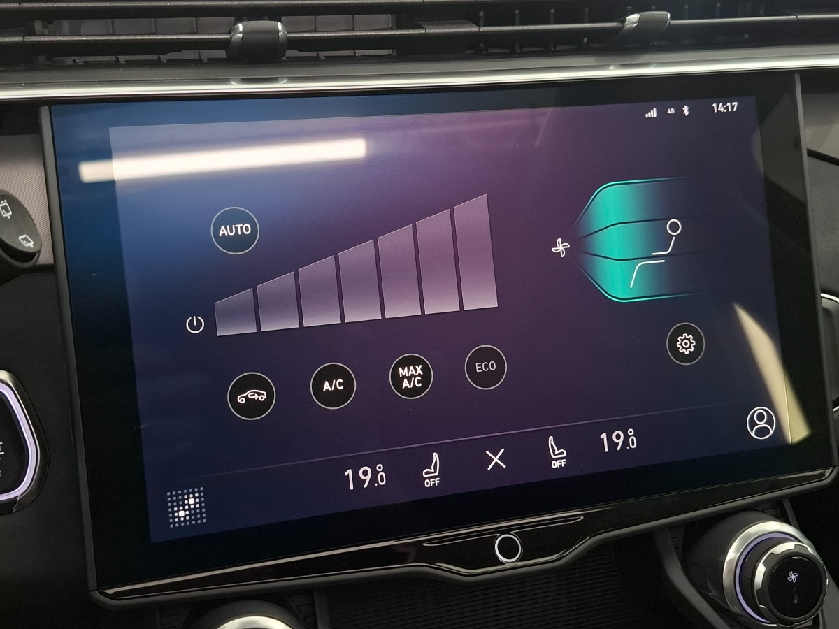 Lynk & CO 01 1.5 PHEV Camera