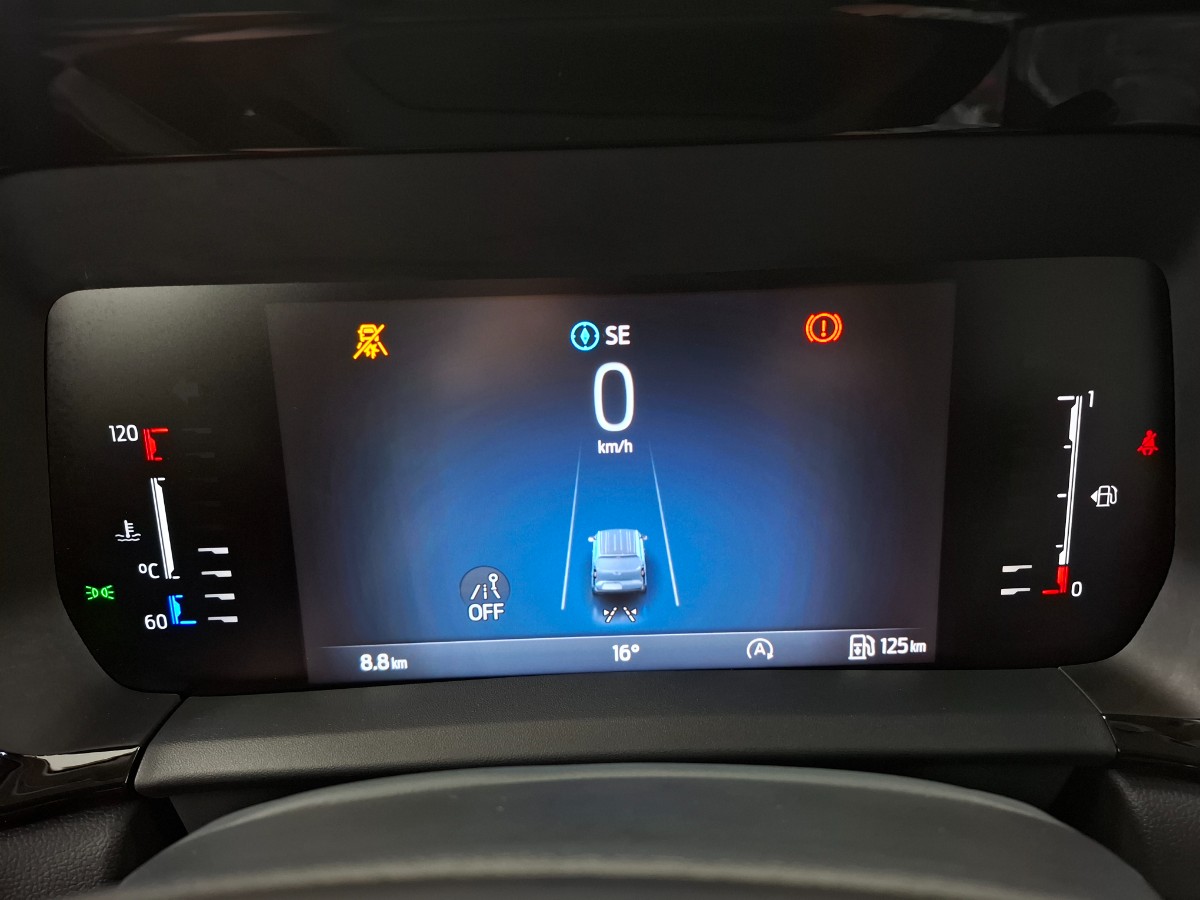 Ford Transit Courier 1.5L ECOBLUE 100PK TREND 16 IN. LICHTMETALEN VELGEN, 10-SPAAK0S , LED LAADRUIMTEVERLICHTING , LED DAGRIJVERLICHTING , PARKING PACK , TREKHAAK BPM VRIJ