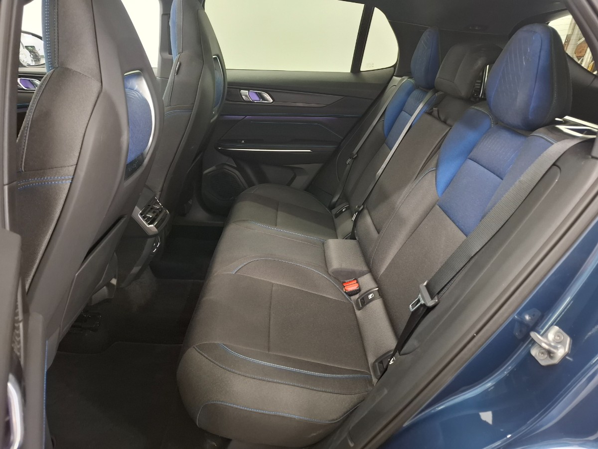 Lynk & CO 01 1.5 PHEV 261CH DCTH
