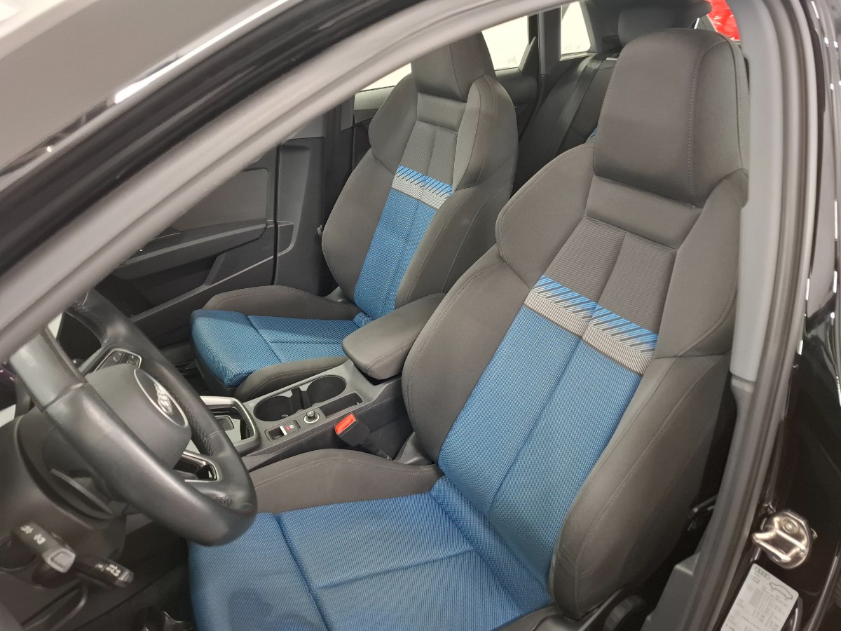 Audi A3 Sportback 35 TFSI S tronic Business edition 5D 110kW
