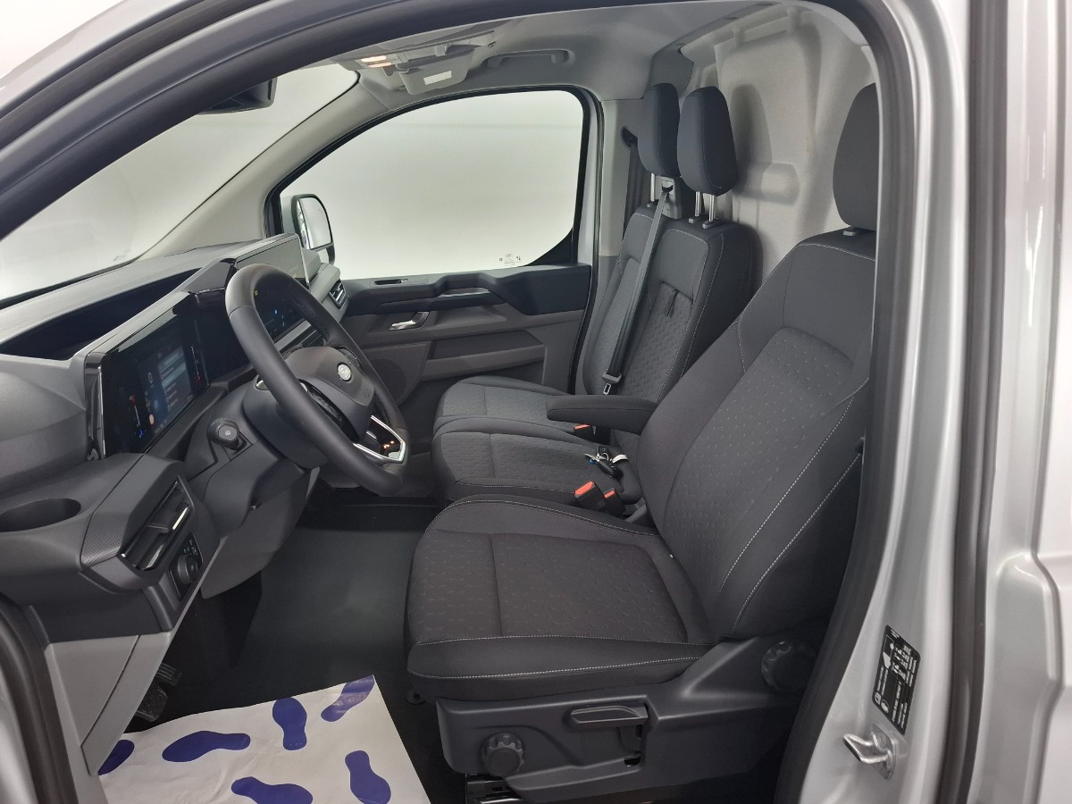 Ford Transit Custom 320 2.0 TDCI L2H1 Limited