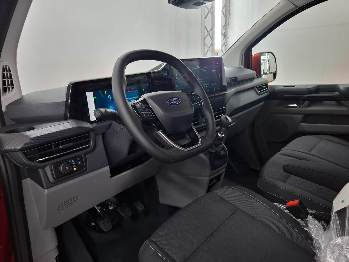 Ford Transit Custom Limited L2H1 320 | Driver P. Premium | THKVRB | 17 LMV | Stuurverw. | Draadloos laden | Dubb. Vergr.