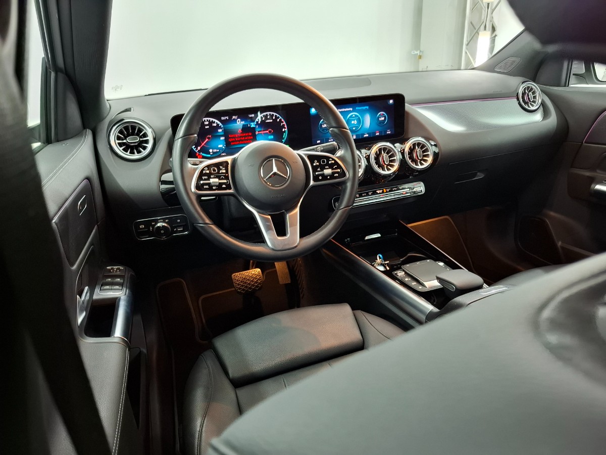 Mercedes-Benz GLA 1.3 GLA 250 e BUSINESS LINE DCT