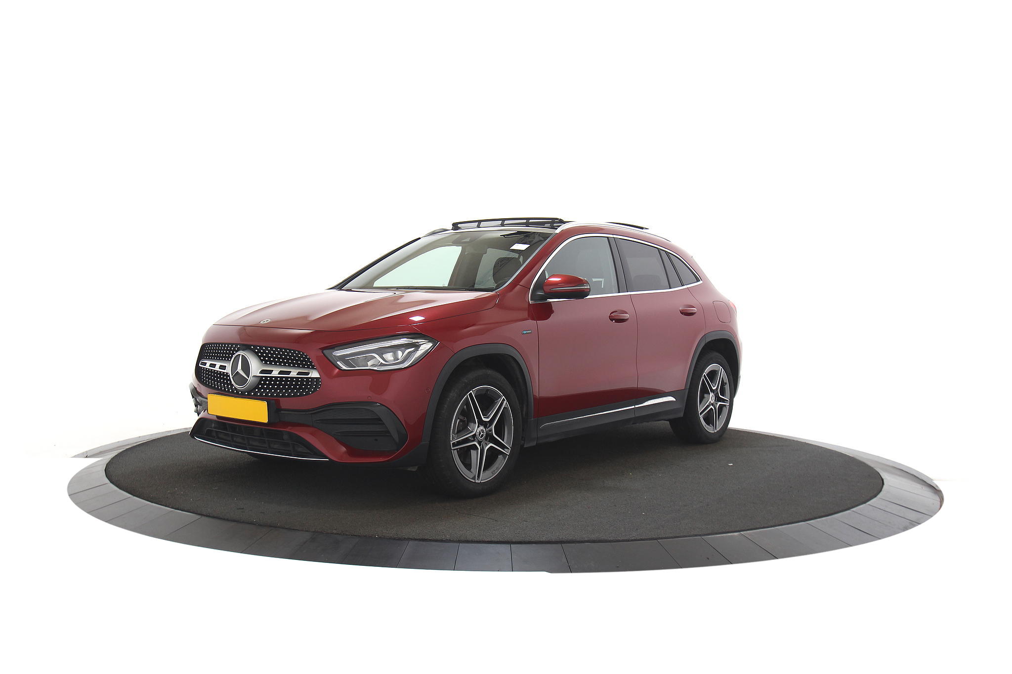 Mercedes-Benz GLA 250 250e AMG-Line |Pano|