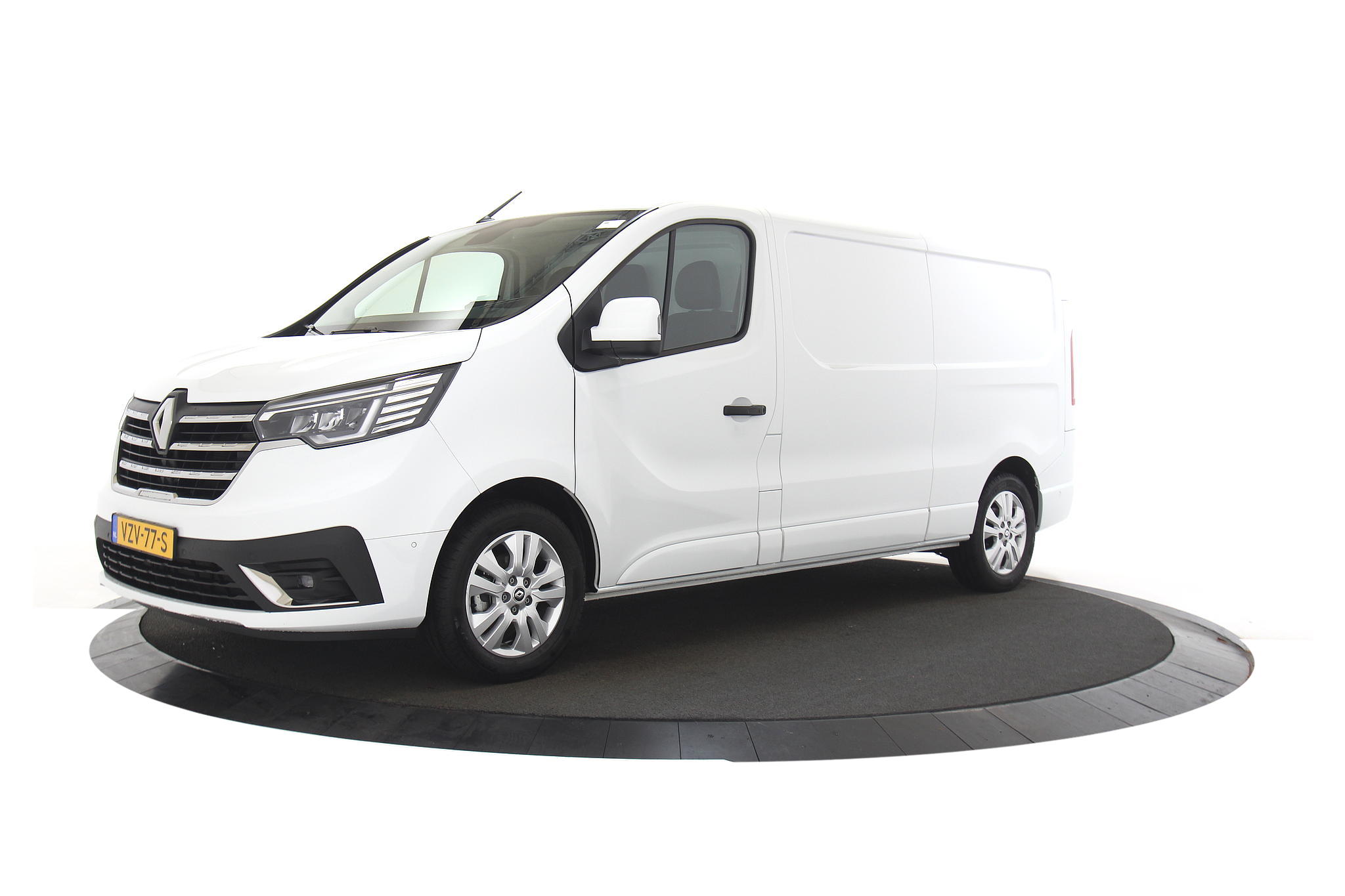 Renault Trafic 2.0 dCi 130 T30 L2H1 Luxe