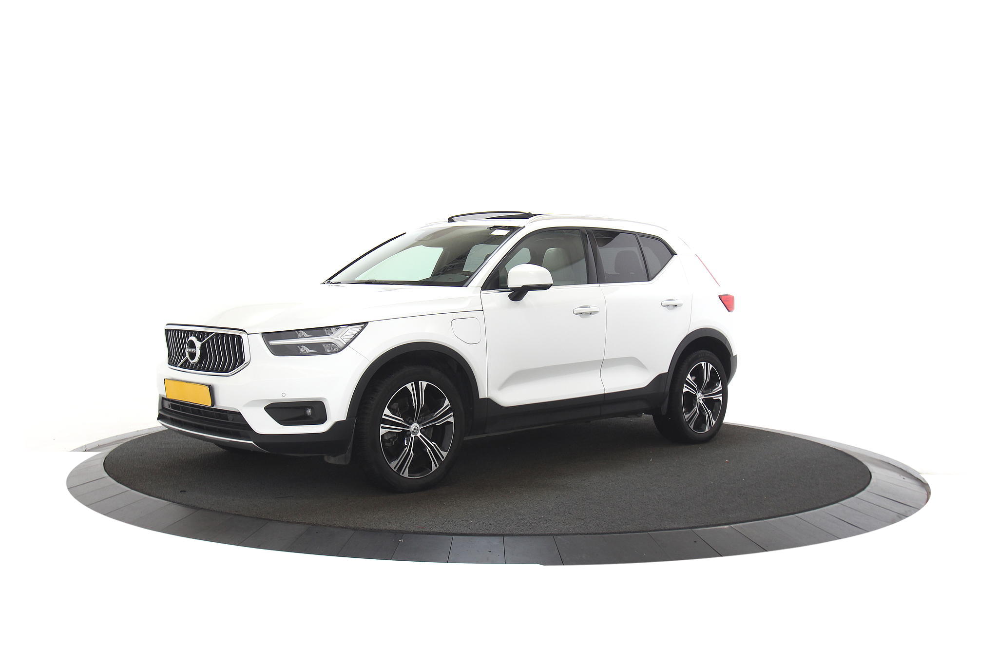 Volvo XC40 1.5 T5 Recharge Inscription |Pano|Leder|