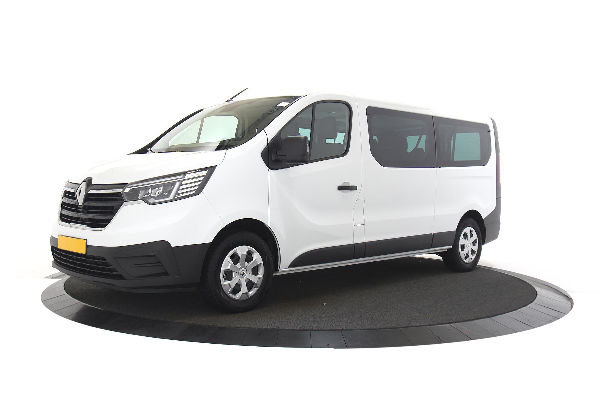 Renault Trafic Life L2 110 DCI 9-persoons | PDC, Privacy, Verwarm. 2e 3e zitrij