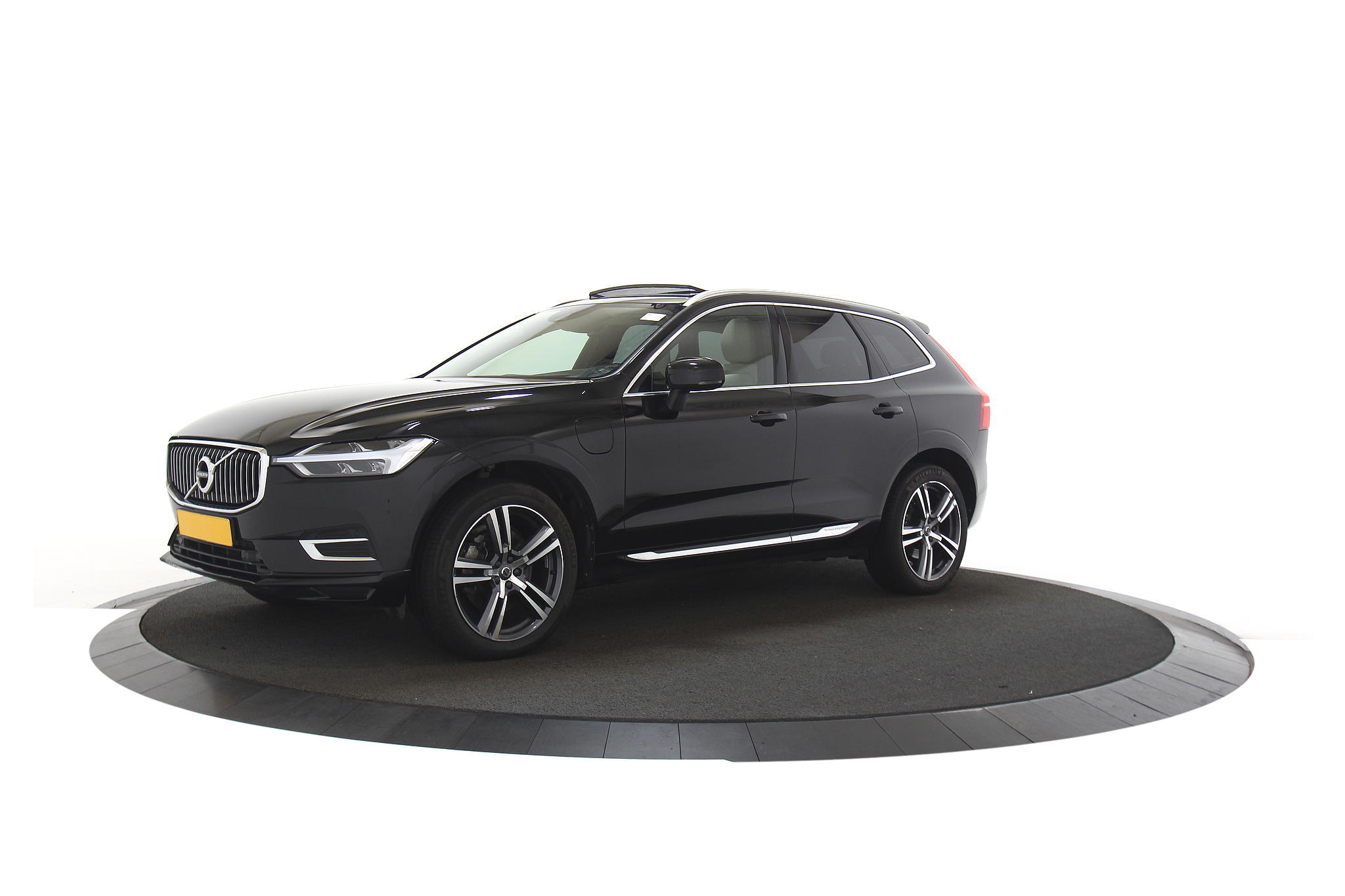 Volvo XC60 2.0 T8 Recharge AWD Inscription |ACC|Trekhaak|Stoelverwarming|HUD|