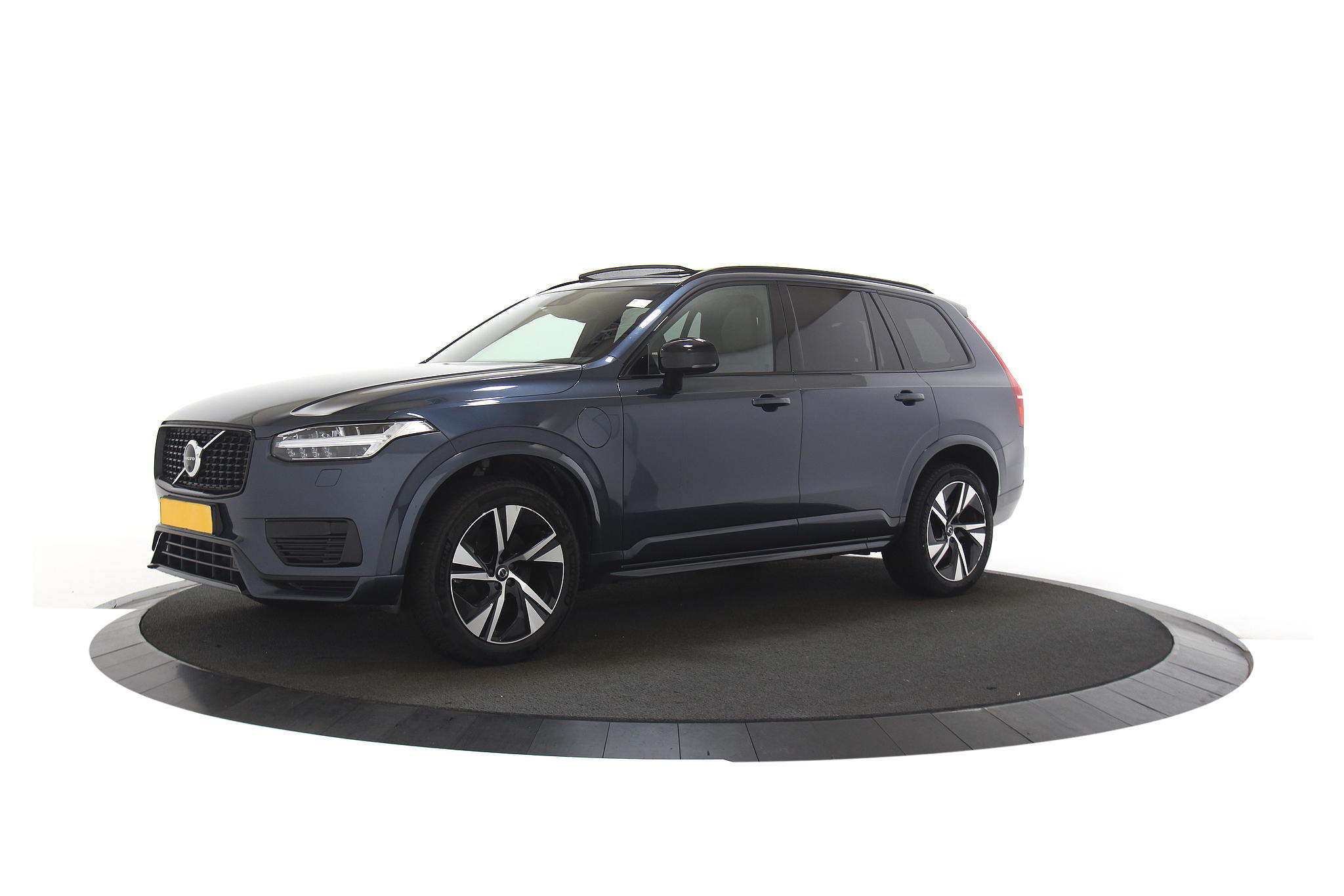 Volvo XC90 2.0 T8 Recharge AWD R-Design |ACC|Trekhaak|Pano|