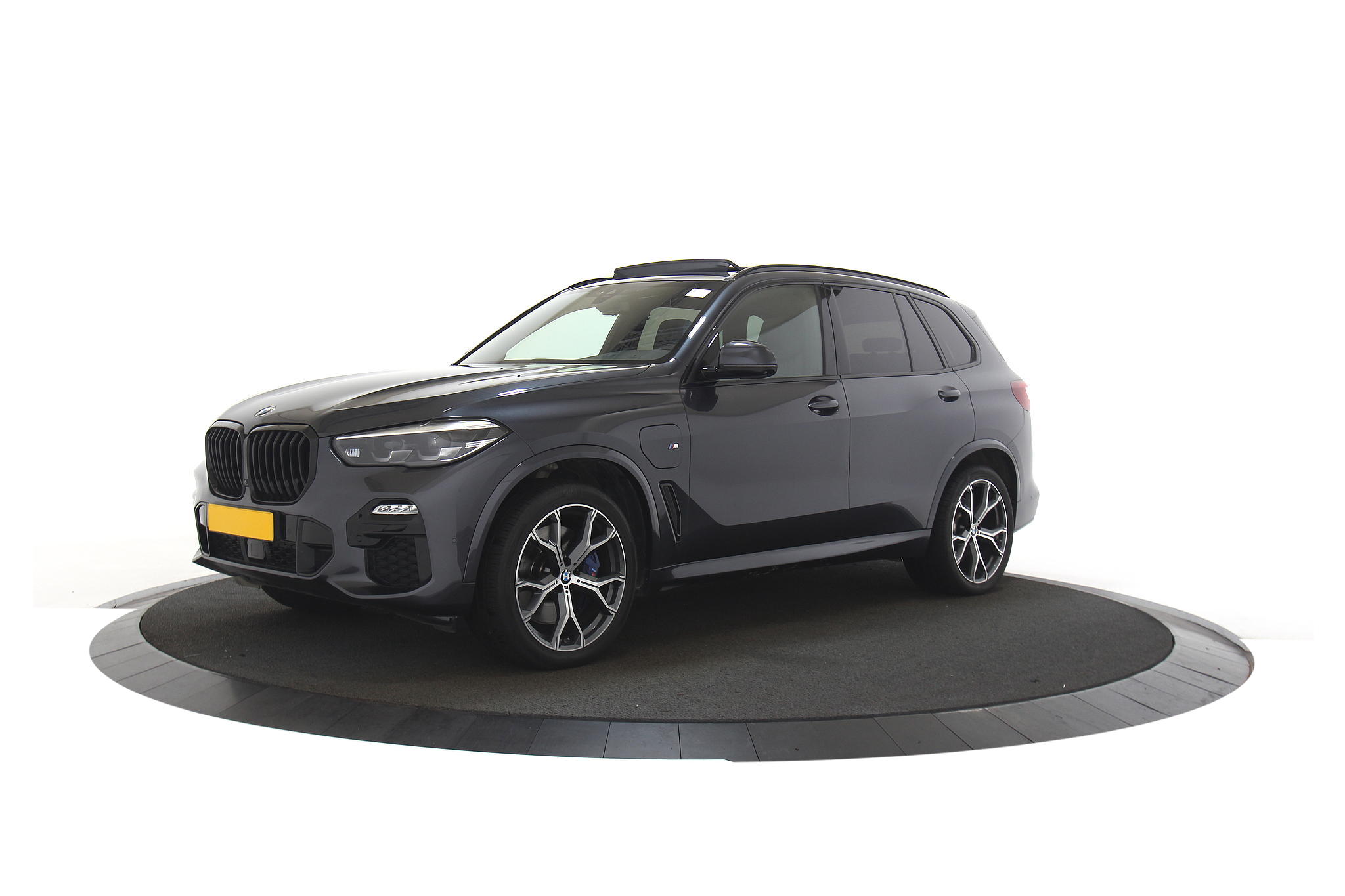 BMW X5 xDrive45e M-Sport |Pano|