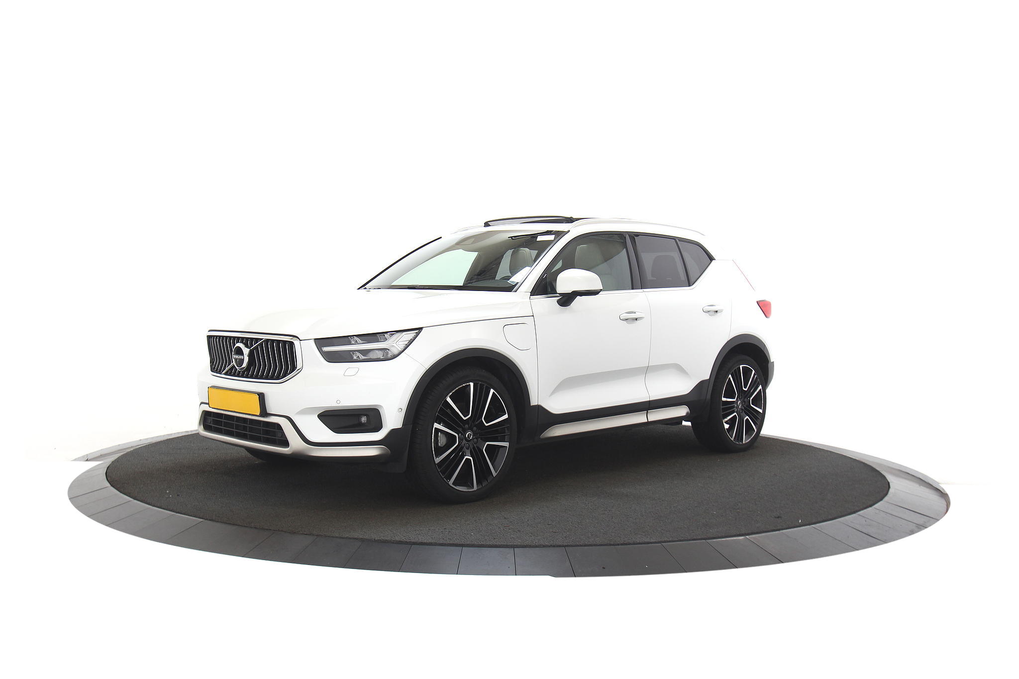 Volvo XC40 1.5 T5 Recharge Insciption |Pano|H&K|Memory|Stoelverwarming|ACC|