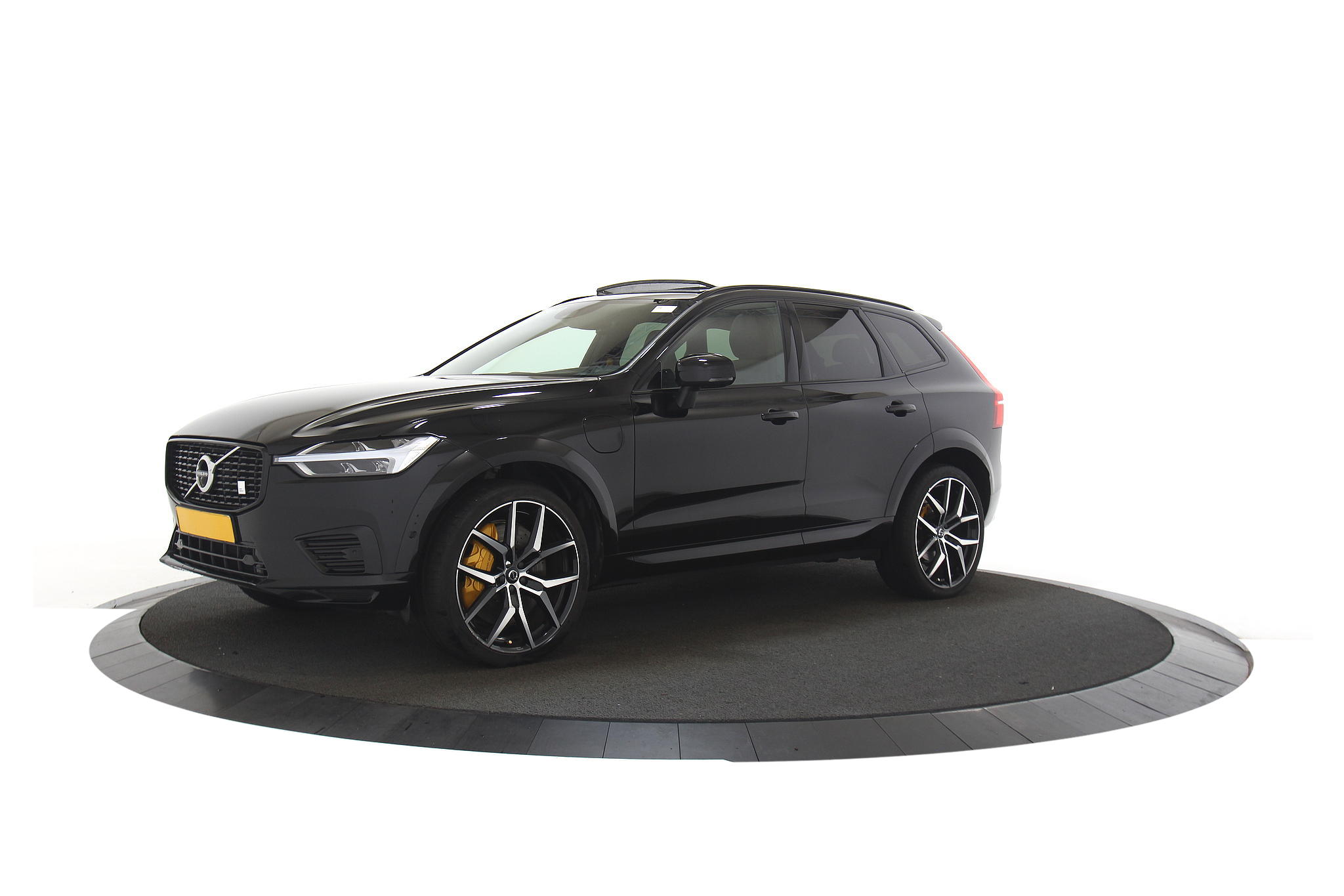 Volvo XC60 2.0 T8 AWD Polestar Engineered